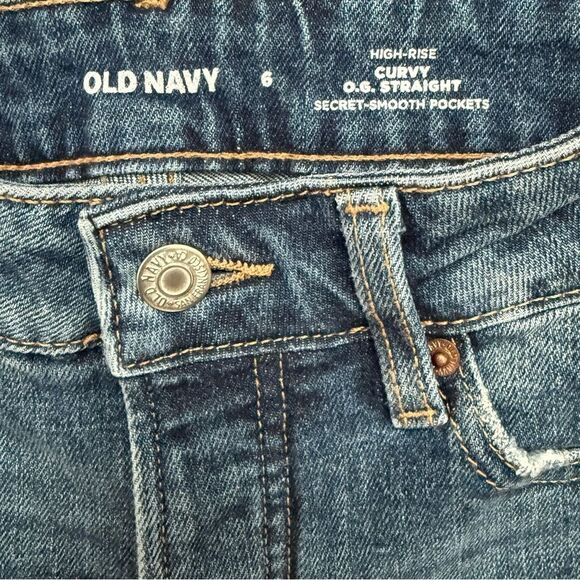 Old Navy High Rise Curvy O.G. Straight Jeans Distressed Women’s Size 6 - Picture 3 of 7